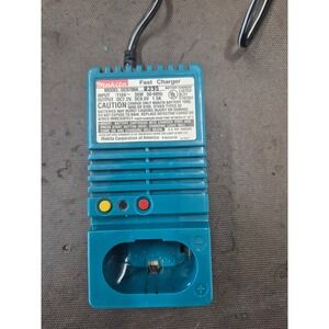 Makita DC9700A Fast Charger for 7.2V 9.6V Batteries 7000 9000 9100 Teal